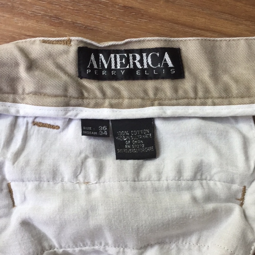 Perry Ellis America Men’s Pleated Chinos. - Picture 6 of 6